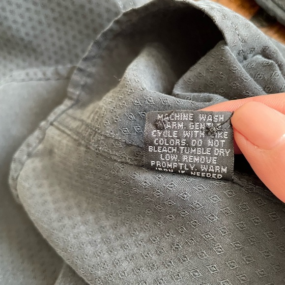 HARD ROCK BLACK LABEL MENS BUTTON DOWN LONG SLEEVE GRAY SHIRT Sz Med Flip Cuffs - Picture 11 of 11